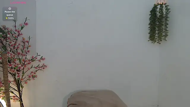 scarlet_111 webcam
