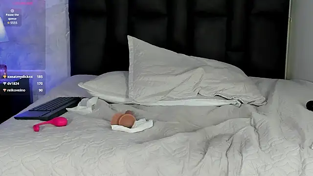 sofi_delight webcam