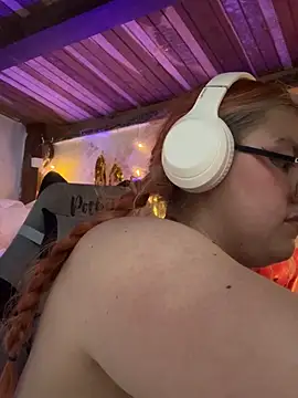 Sophia_Weest99 webcam