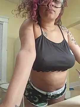 VelvetVixen_735 webcam