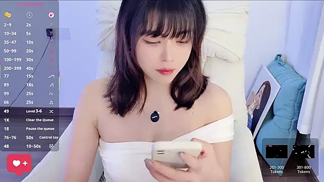美女peachy_kiss在线直播