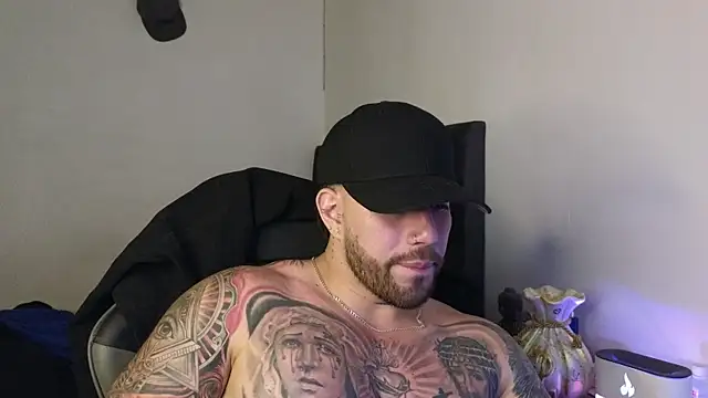 Ades_Lowe webcam