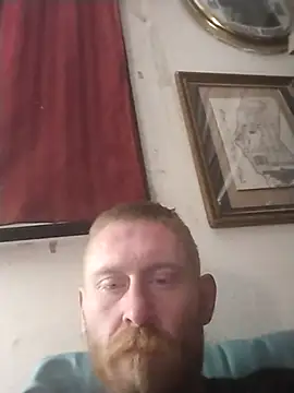 That1HungGinger webcam