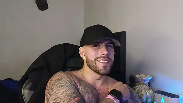 ades_lowe (M young) - cum show