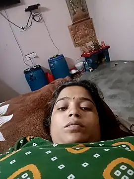 Trisha_71 webcam