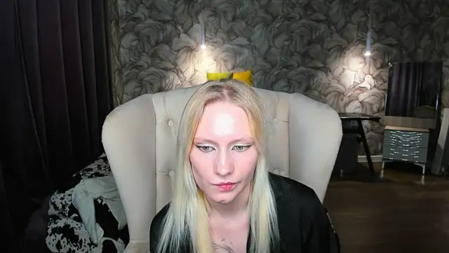 Elizabeth_Adams webcam