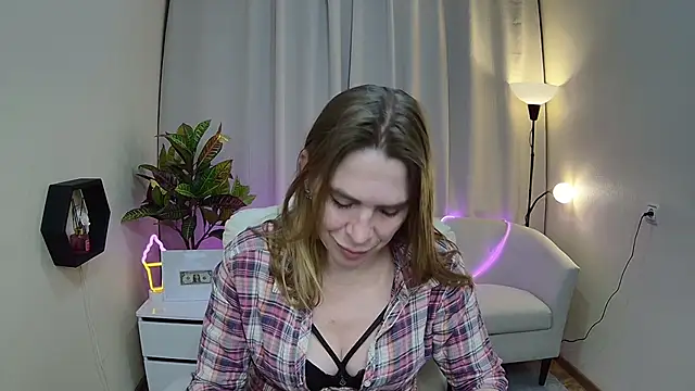 TessaDaybreak webcam