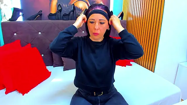 LauraSiin webcam