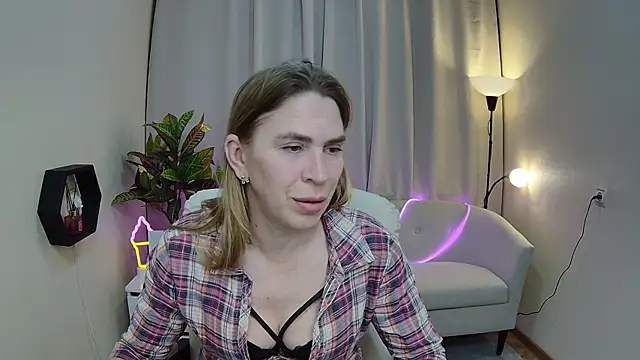 TessaDaybreak webcam