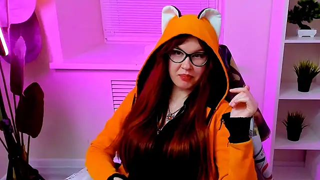 CarolGiggly webcam