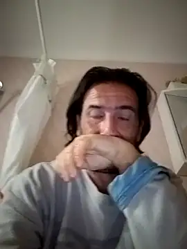 DanTrov79 webcam