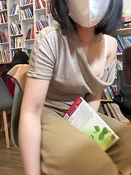 secretly_masturbating webcam