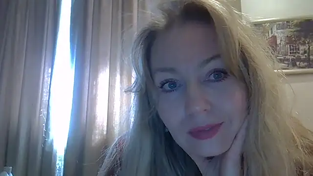 ZarinaSwift webcam