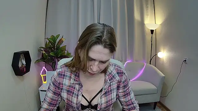 TessaDaybreak webcam