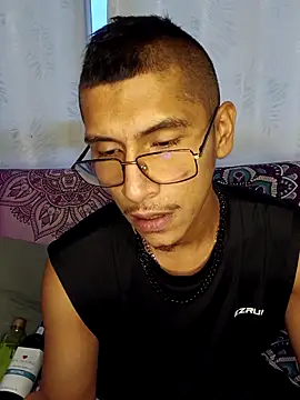 Lil_black009 webcam