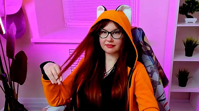 CarolGiggly webcam