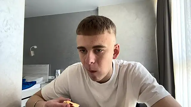 SoloFury webcam