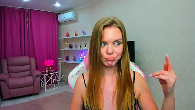 strawberrye (F young) - tits!!!
