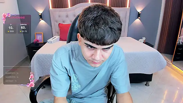 Tommy18__ webcam