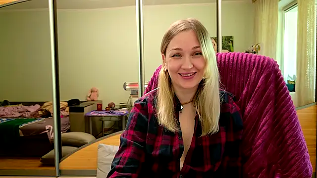 Hotty_Evochka webcam