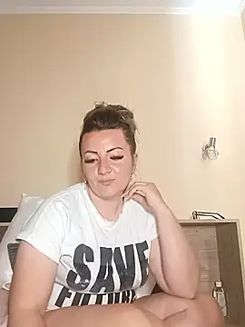 Sweetredvelvet webcam