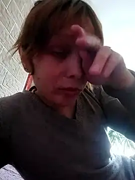 Webcam Model (Ponka2011) is live