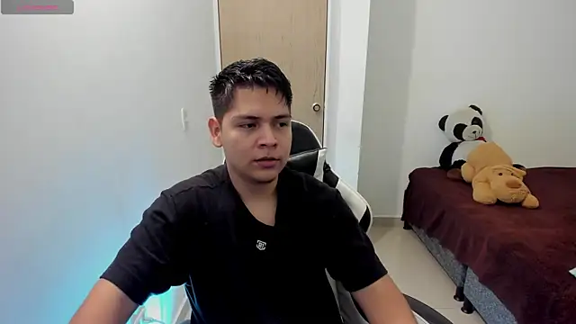 Asta_YunoXXX webcam