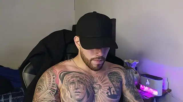 Ades_Lowe webcam
