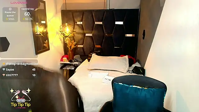 Abril_Fox__ webcam