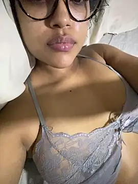 Kittybrown18 webcam