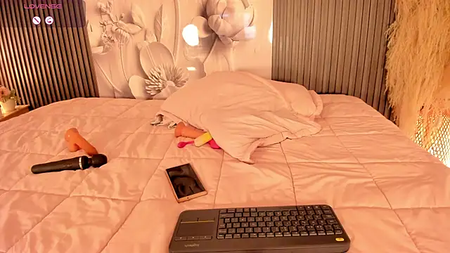 KetziaDoll_ webcam