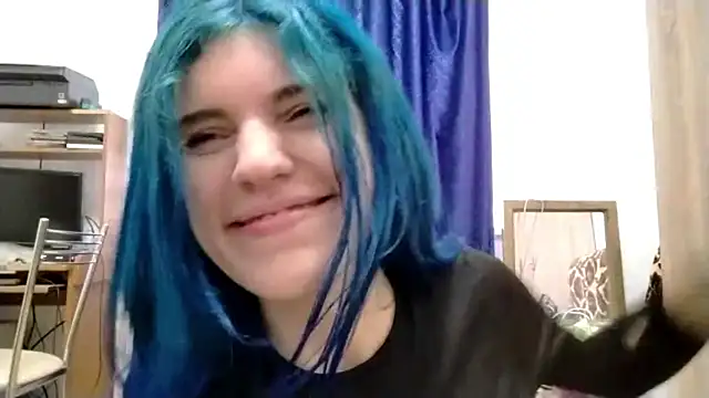GrungyWhimsy webcam