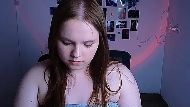 Kitty_Mia_Kitty webcam