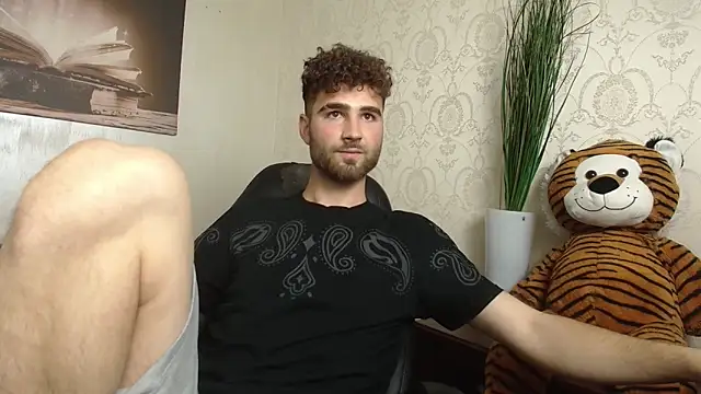 kyloeast (M young) - Cum SHOWWW FIRE WORK