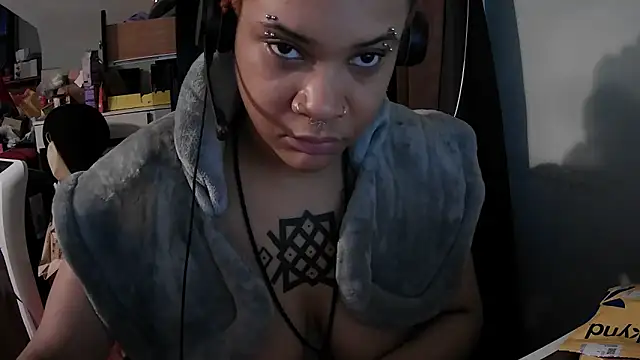 nickytheehawtie webcam