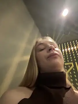 SashaCatt Stripchat cam model