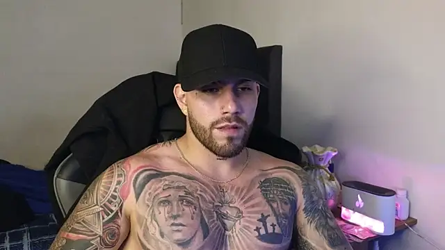 Ades_Lowe webcam