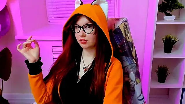 CarolGiggly webcam