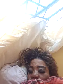 Foxybrownxx1 webcam