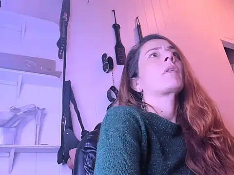 DommePoleDance webcam