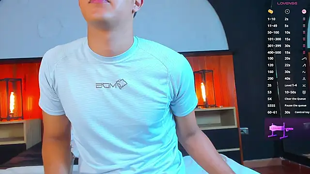 Leo_Savage_ webcam