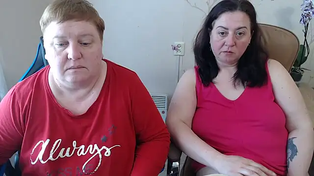 Lindy-Jeanie webcam