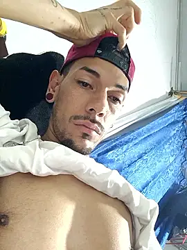 LatinVibeX webcam