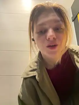 ValenciaShock - Live Anal Cam