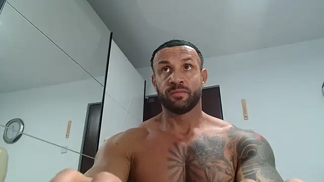Magnificmuscles89 webcam