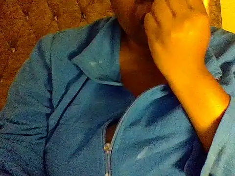 _Ella20 webcam