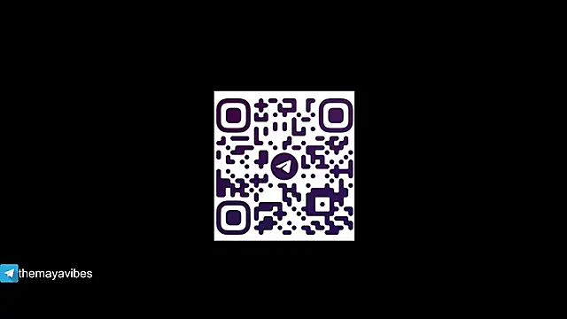 Maya_Rave webcam