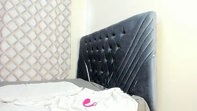 Pretty_Ebony_Doll webcam