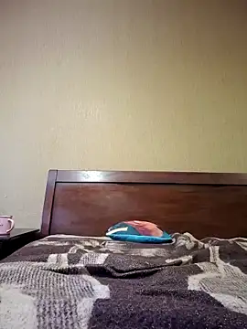 SelinaLovqx webcam