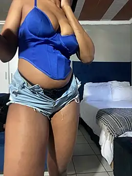 CreamyCupCake_96 webcam